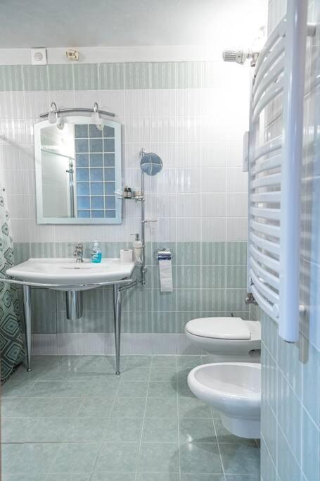 Very Spacious & Modern 3Bed Near Airport & Centre صوفيا المظهر الخارجي الصورة