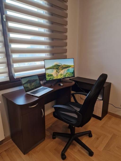 Very Spacious & Modern 3Bed Near Airport & Centre صوفيا المظهر الخارجي الصورة